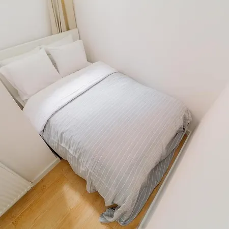 Break W Centrum Warszawy Warsaw